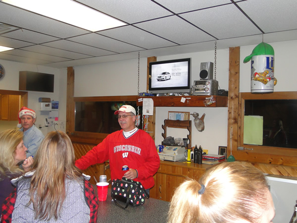 /pictures/CT Christmas Party-2016/DSC05236.jpg